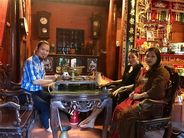 ‘Ông trùm’ show miền Bắc Vượng Râu sở hữu biệt phủ, bất động sản và không gian tâm linh đồ sộ- Ảnh 1. ‘Ông trùm’ show miền Bắc Vượng Râu sở hữu biệt phủ, bất động sản và không gian tâm linh đồ sộ- Ảnh 1.