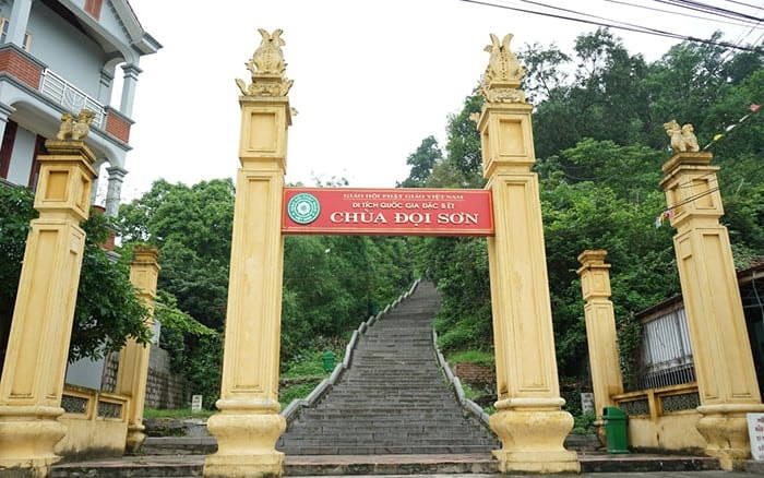 chua-long-doi-son-21630921716-1771522477981-1771522478309281577682-1771523049271-1771523049449981582115-1771643603490-1771643603642175451064.jpg