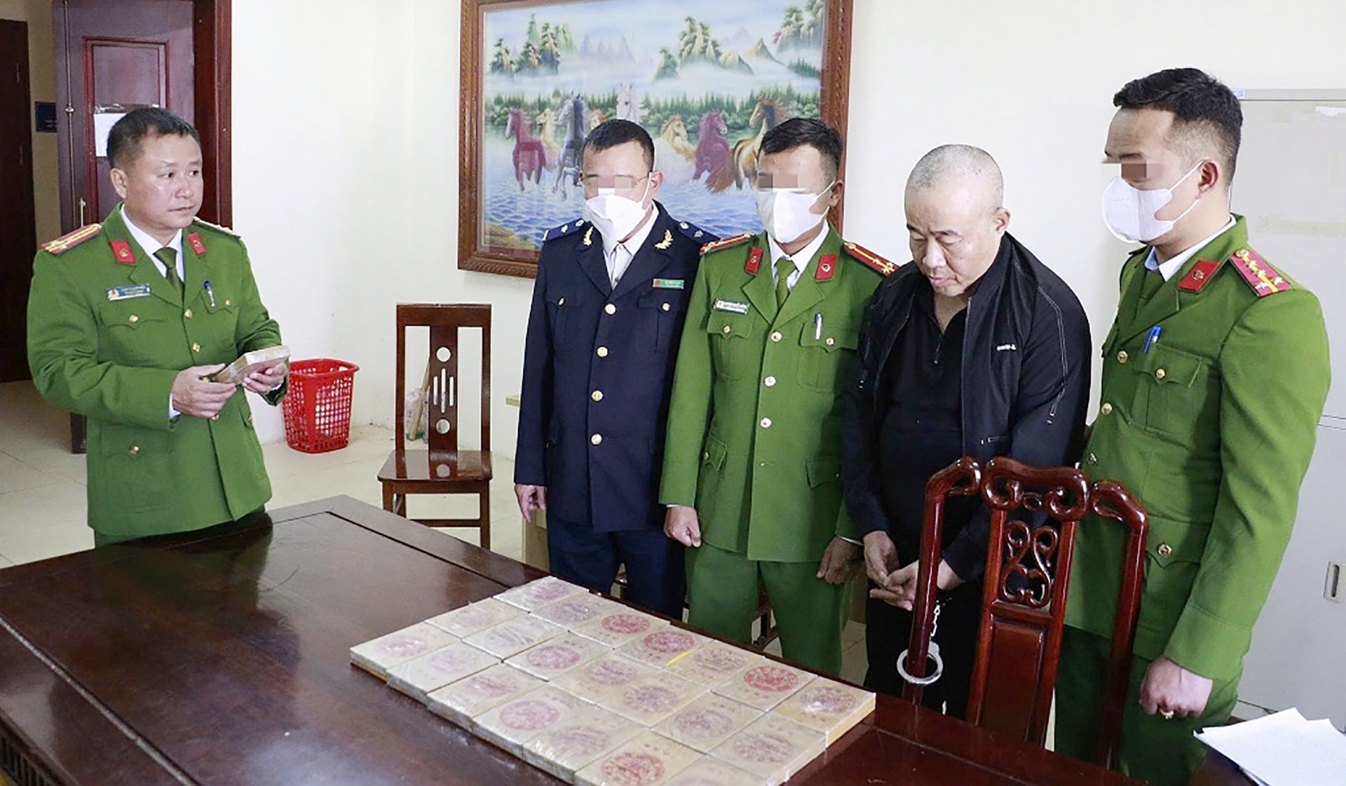 chuyen-an-1-17719190634951898864013.jpg