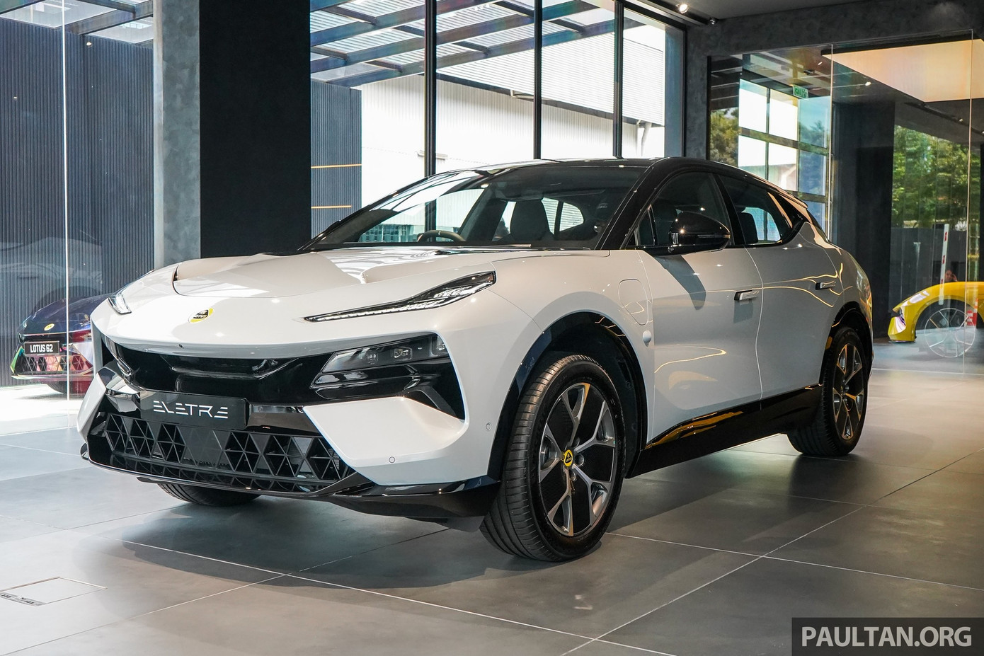 Mẫu SUV điện Lotus Eletre. Ảnh: Paultan 2026-lotus-eletre-1.jpg