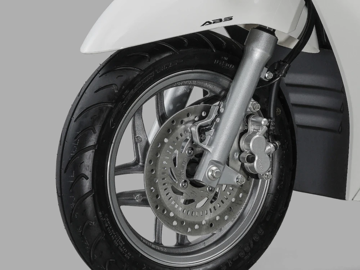 Honda Việt Nam rục rịch tung xe ga mới: Dáng Lead, mặt như SH, màn hình tròn lạ mắt, giá dự kiến ngang bản cao nhất