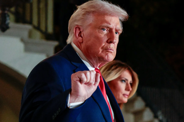 Ông Trump tuyên bố nước Mỹ đang 'giàu mạnh chưa từng có' giữa lúc tín nhiệm chạm đáy