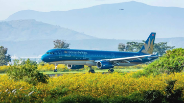 Vietnam Airlines thông báo tạm dừng khai thác tại sân bay 93 năm tuổi