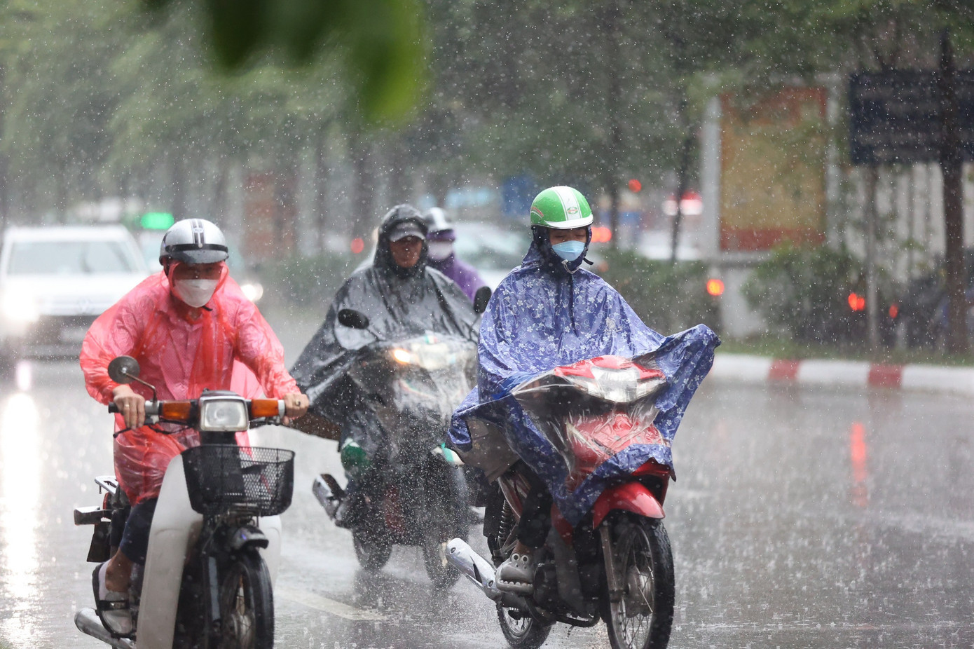 Miền Bắc tiếp tục có mưa dông rải rác trong hôm nay (25/2). mua-0306.jpg