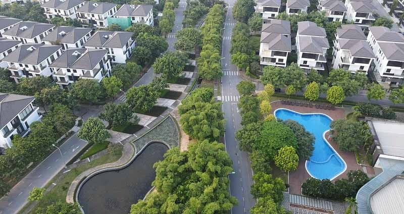 Hà Đô trước bài toán Charm Villas: <a style='text-decoration: none;' href='/SSI'>SSI</a> hạ mạnh dự báo, động lực bất động sản chững lại?- Ảnh 1. Hà Đô trước bài toán Charm Villas: <a style='text-decoration: none;' href='/SSI'>SSI</a> hạ mạnh dự báo, động lực bất động sản chững lại?- Ảnh 1.