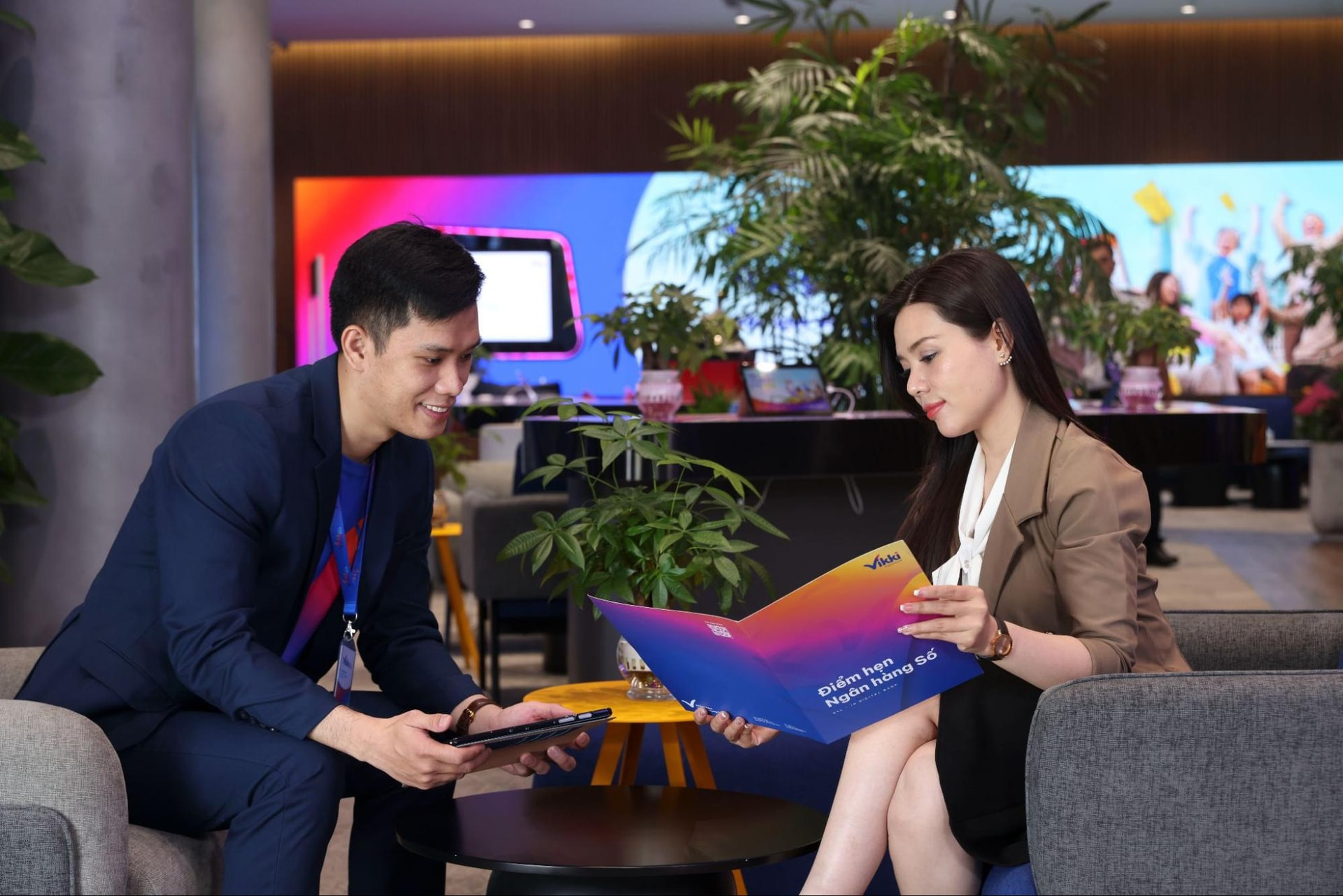 vikki-bank-ho-tro-tai-chinh-cho-ba-con-vung-lu-1.jpg