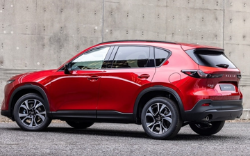 Không vội chuyển sang điện, Mazda CX-5 đã có hướng đi mới với loại động cơ mới: Thiết kế mới cũng đã được thay đổi, nội thất được số hóa, giá rẻ không?