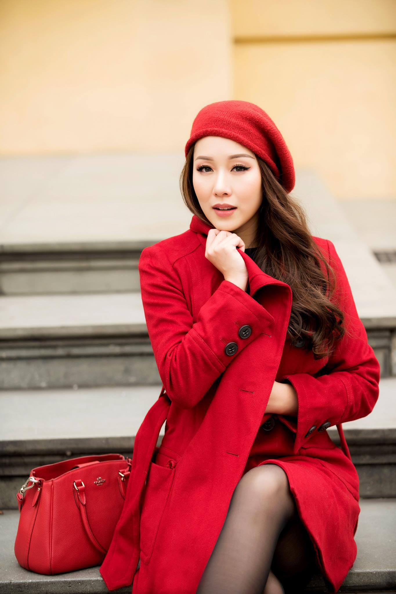 Ngô Phương Lan ghi dấu ấn với vẻ đẹp Á Đông cùng nền tảng học vấn nổi bật. Ảnh: Internet