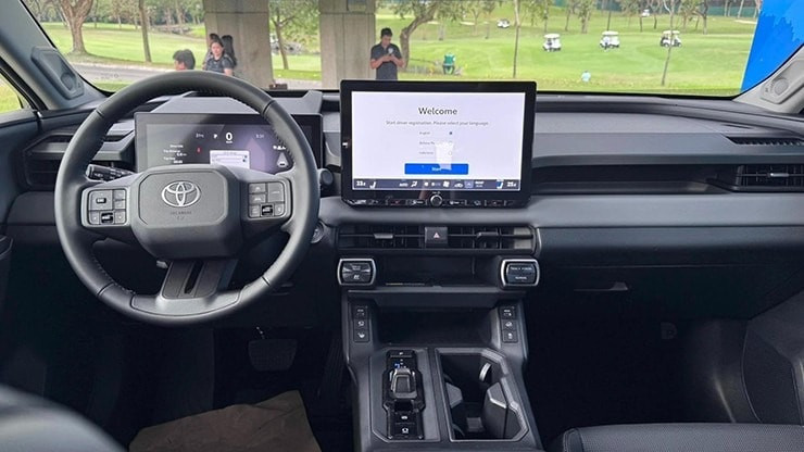 toyota-rav4-hybrid-2026-4.jpg