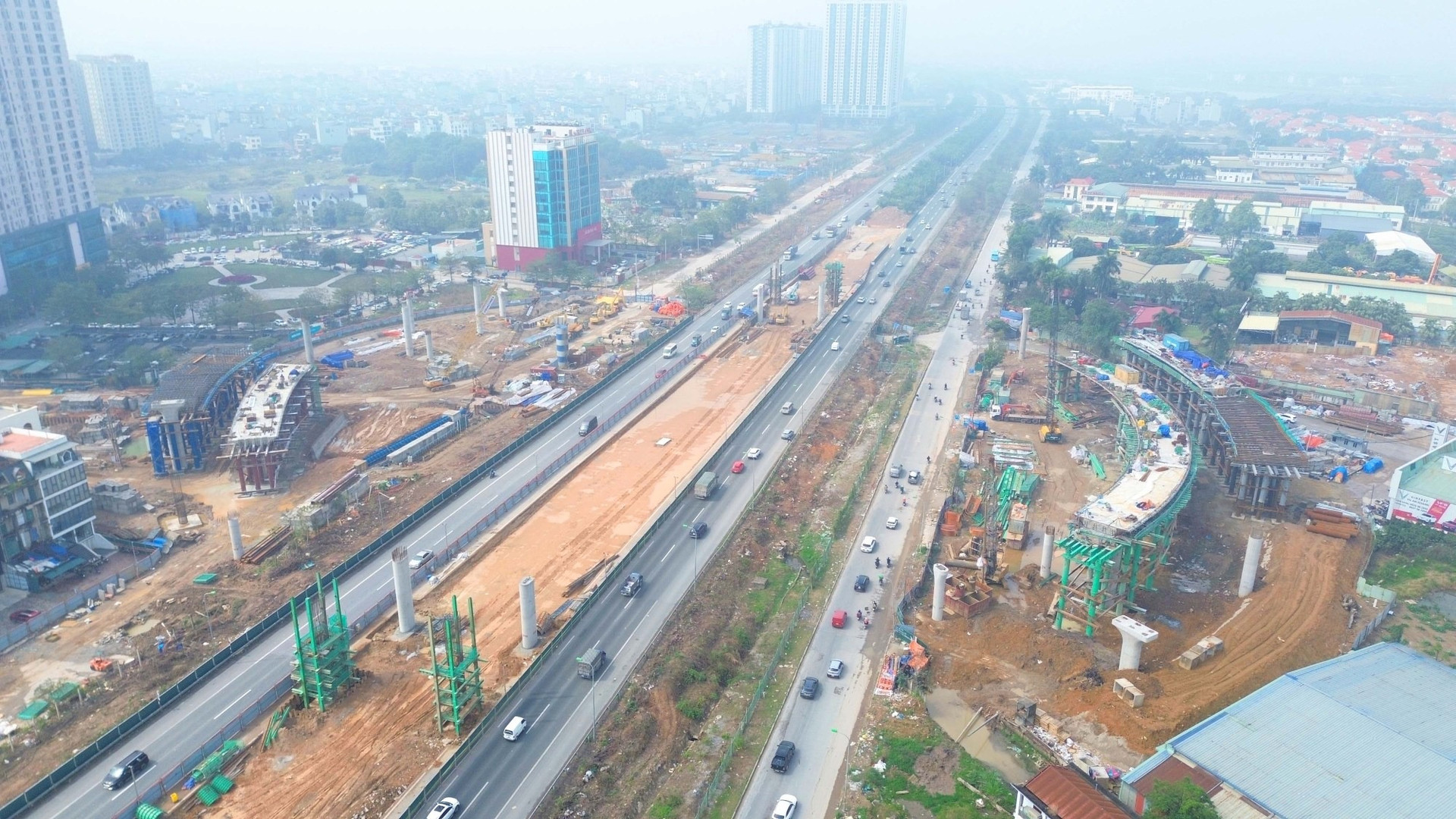 Sắp thành hình nút giao hơn 2.000 tỷ đồng kết nối với đại lộ dài nhất Việt Nam- Ảnh 2. Sắp thành hình nút giao hơn 2.000 tỷ đồng kết nối với đại lộ dài nhất Việt Nam- Ảnh 2.