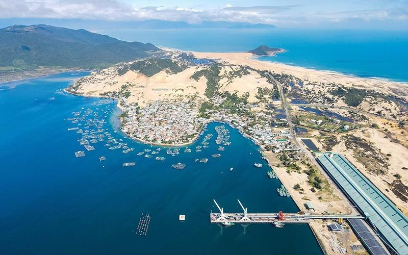 TP tương lai của Việt Nam dự kiến đưa KKT 150.000ha trở thành trung tâm logistics mang tầm quốc tế- Ảnh 1. TP tương lai của Việt Nam dự kiến đưa KKT 150.000ha trở thành trung tâm logistics mang tầm quốc tế- Ảnh 1.