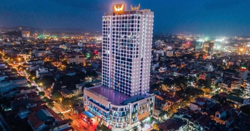 Doanh nghiệp của ‘đại gia điếu cày’ Lê Thanh Thản sẽ xây dựng tòa nhà 27 tầng nằm ven quốc lộ dài nhất Việt Nam