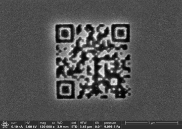 Phát hiện mã QR nhỏ nhất thế giới, chỉ quan sát được bằng kính hiển vi điện tử