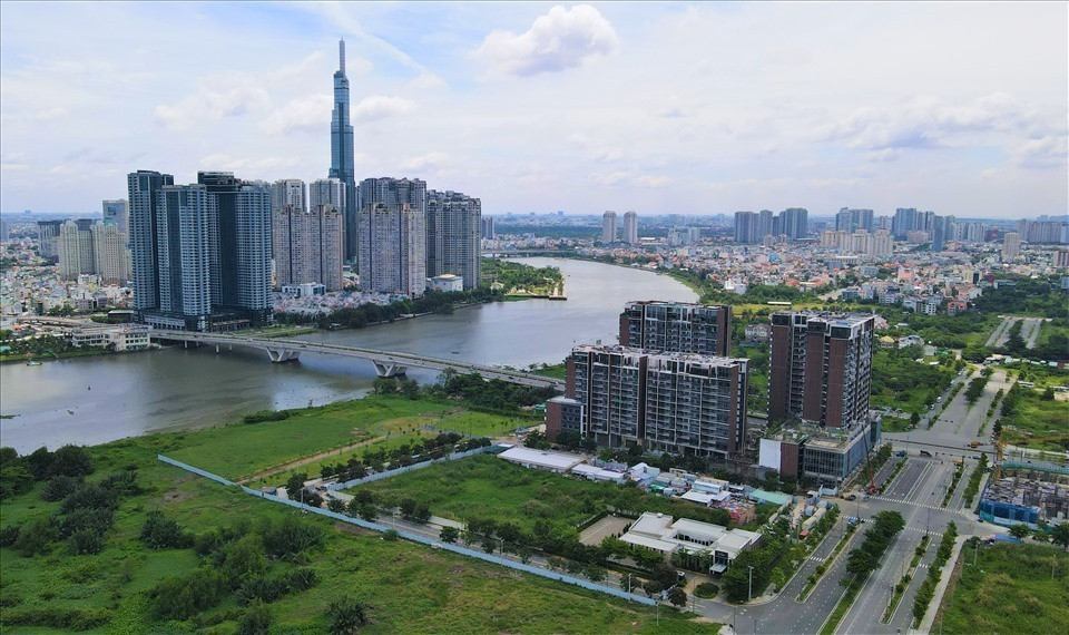 Bức tranh địa ốc TP. HCM đầu năm 2026: Nhu cầu thuê tăng mạnh, thị trường mua bán thận trọng- Ảnh 2. Bức tranh địa ốc TP. HCM đầu năm 2026: Nhu cầu thuê tăng mạnh, thị trường mua bán thận trọng- Ảnh 2.
