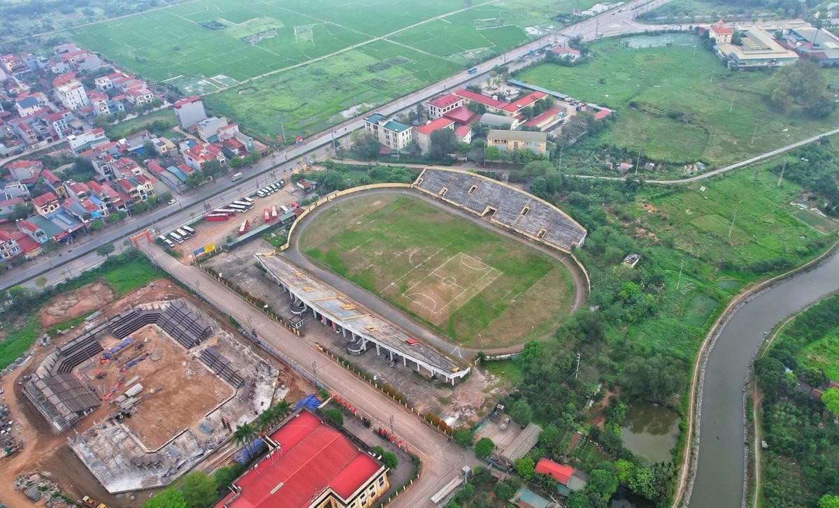 Chính thức khởi công, làm ‘sống dậy’ sân vận động bỏ hoang hơn 1 thập kỷ giữa Thủ đô- Ảnh 2. Chính thức khởi công, làm ‘sống dậy’ sân vận động bỏ hoang hơn 1 thập kỷ giữa Thủ đô- Ảnh 2.