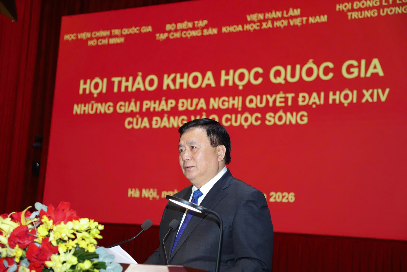Chủ tịch Hội đồng lý luận Trung ương Nguyễn Xuân Thắng. Ảnh: PV. tienphong-22hoithao.jpg