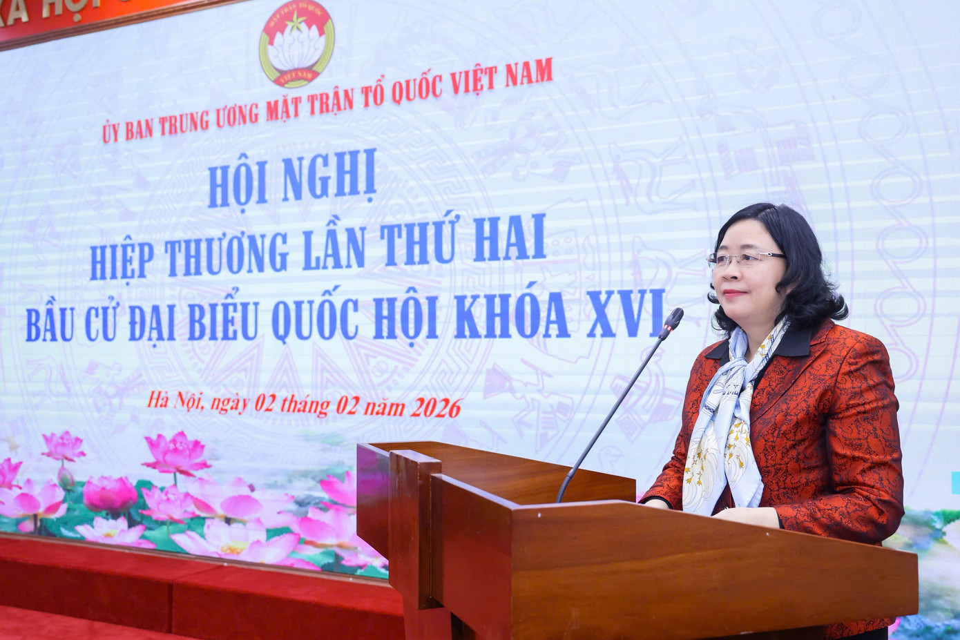 Bà Bùi Thị Minh Hoài phát biểu tại hội nghị. Ảnh: Quang Vinh. tienphong-22hoinghi1.jpg