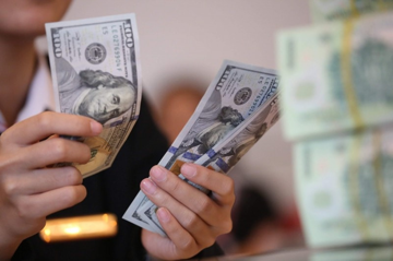 Tỷ giá USD hôm nay 4/2: Điều chỉnh trái chiều tại các ngân hàng lớn