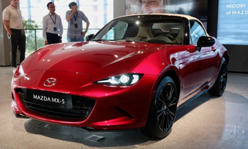 Mazda dồn dập 'đánh úp': CX-90 giá 2,5 tỷ chưa hạ nhiệt, lại rục rịch tung roadster mui trần hơn 1,3 tỷ