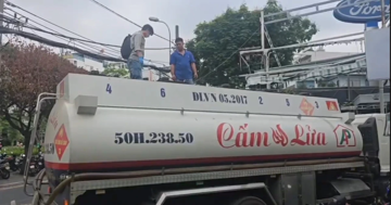 Vụ lùm xùm xăng giả: Hé lộ hóa chất pha trộn 'phá xe'