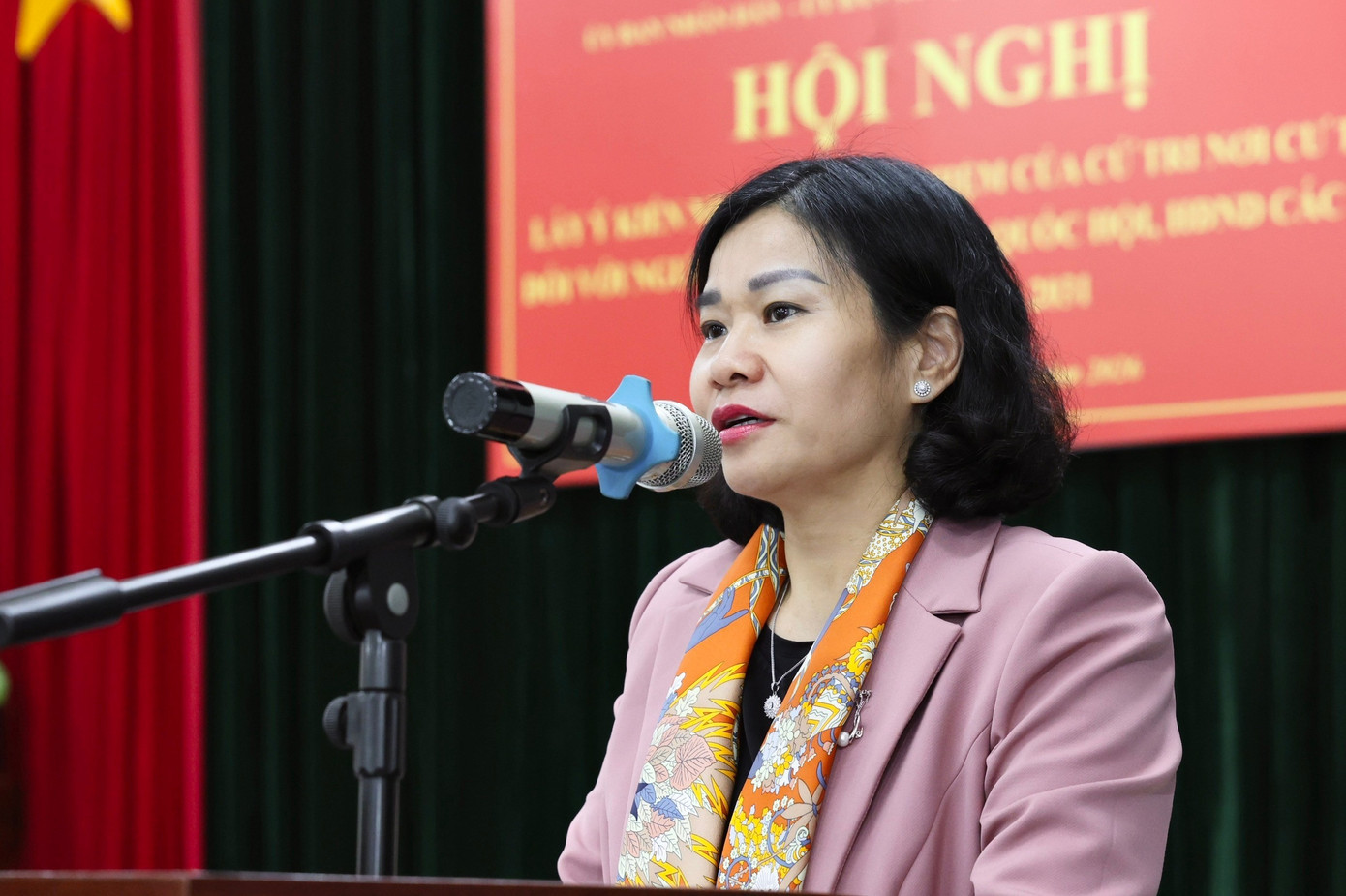 Bà Nguyễn Thị Tuyến - Ủy viên Trung ương Đảng, Phó Chủ tịch Ủy ban Trung ương MTTQ Việt Nam, Chủ tịch Hội LHPN Việt Nam phát biểu tại hội nghị. Ảnh: Thu Hà. tienphong-52mrstuyen.jpg