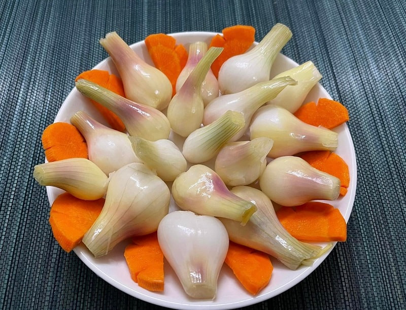 cong-thuc-muoi-dua-hanh-1.jpg