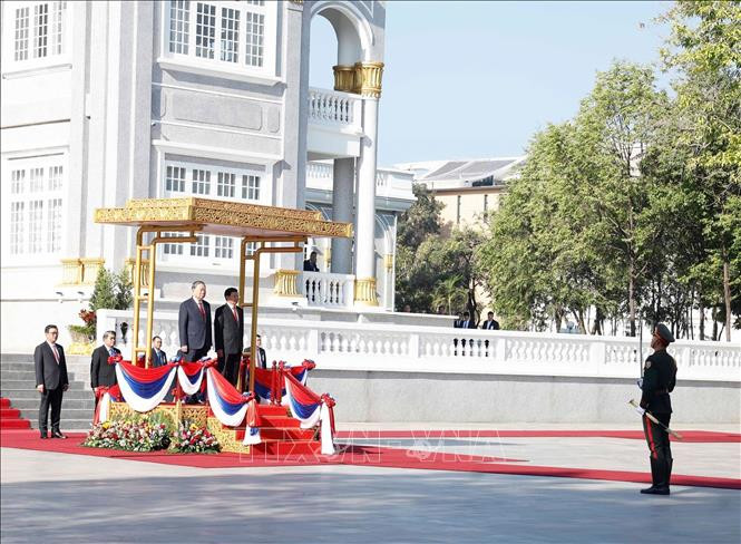 Lễ đón trọng thể Tổng Bí thư Tô Lâm tại thủ đô Viêng Chăn (Lào)- Ảnh 2. Lễ đón trọng thể Tổng Bí thư Tô Lâm tại thủ đô Viêng Chăn (Lào)- Ảnh 2.