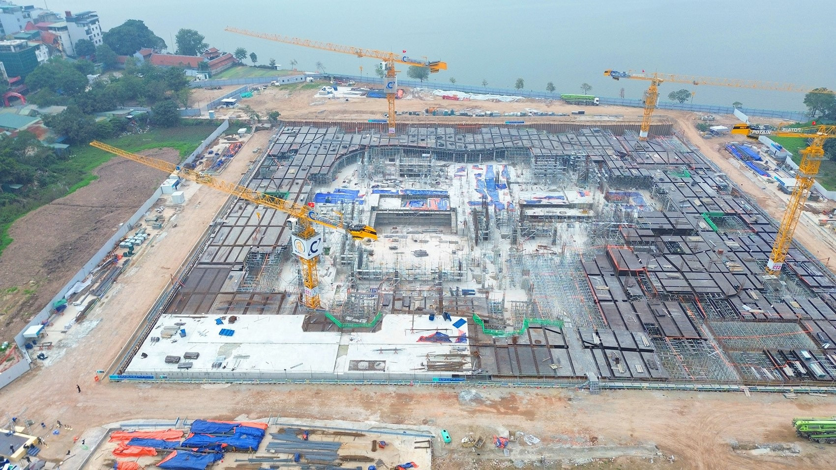 Nhà hát gần 13.000 tỷ thuộc top đắt đỏ nhất thế giới dần thành hình giữa lòng hồ nước ngọt lớn nhất Thủ đô- Ảnh 2. Nhà hát gần 13.000 tỷ thuộc top đắt đỏ nhất thế giới dần thành hình giữa lòng hồ nước ngọt lớn nhất Thủ đô- Ảnh 2.