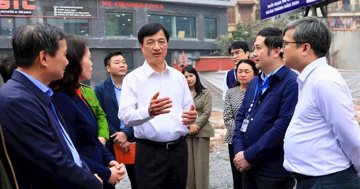 Bí thư Thành ủy Hà Nội yêu cầu xử lý dứt điểm nhà siêu mỏng, siêu méo dọc tuyến Vành đai 2,5