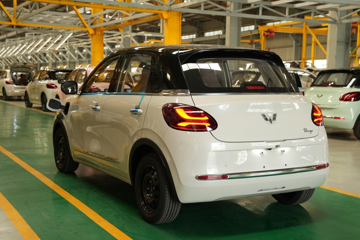 Mẫu hatchback điện chưa tới 400 triệu, khách Việt trẻ nhìn sẽ thích: Thương hiệu toàn cầu cùng thiết kế nâng cấp, trang bị cổng sạc CCS2 và nội thất ‘đảo nổi’