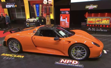 Vua cà phê Đặng Lê Nguyên Vũ chắc không ngờ tới: Porsche 918 Spyder vừa lập kỷ lục 140 tỷ, phá đỉnh đấu giá thế giới