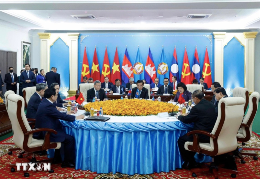 Cuộc gặp cấp cao giữa ba Đảng: Đảng Nhân dân Campuchia, Đảng Cộng sản Việt Nam và Đảng Nhân dân Cách mạng Lào. Ảnh: TTXVN screen-shot-2026-02-07-at-101608-pm.png