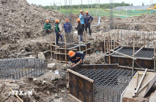 Các công trình phụ trợ tại dự án lên đời sân bay duy nhất Việt Nam chỉ khai thác 1 chặng đang vượt kế hoạch- Ảnh 2. Các công trình phụ trợ tại dự án lên đời sân bay duy nhất Việt Nam chỉ khai thác 1 chặng đang vượt kế hoạch- Ảnh 2.