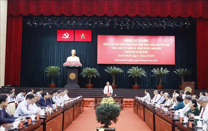 Tổng Bí thư: Thành phố Hồ Chí Minh cần tiếp tục vai trò dẫn dắt tăng trưởng, đổi mới và hội nhập- Ảnh 4. Tổng Bí thư: Thành phố Hồ Chí Minh cần tiếp tục vai trò dẫn dắt tăng trưởng, đổi mới và hội nhập- Ảnh 4.