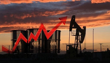 Loạt cổ phiếu dầu khí GAS, PLX, PVT… bất ngờ rơi sàn: Nguyên nhân từ đâu?