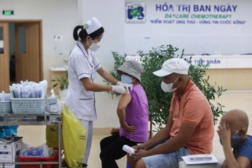 Tin vui: 39 thuốc sinh học sắp hết độc quyền, bệnh nhân ung thư có thêm cơ hội điều trị với chi phí thấp hơn