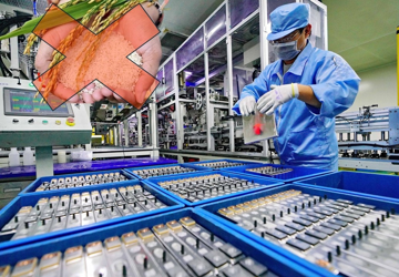 Buôn gạo gặp khó khăn, một doanh nghiệp rót 200 tỷ đồng làm pin lithium xuất khẩu sang Mỹ