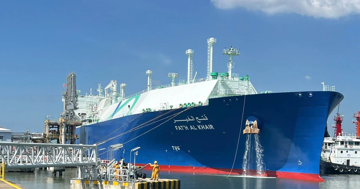 Tàu chở 63.000 tấn LNG rời 'chảo lửa' Trung Đông về tới TPHCM