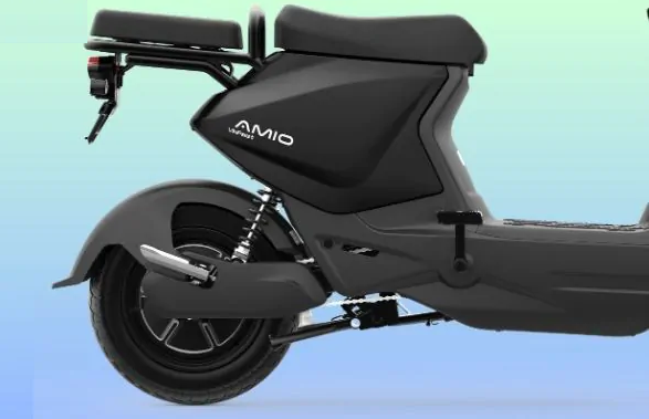 Vinfast Amio-4