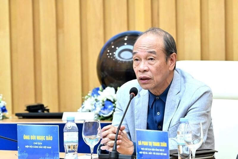 ông Bùi Ngọc Bảo - Chủ tịch Hiệp hội Xăng dầu Việt Nam - đề xuất dự trữ hàng lưu thông tập trung thông qua Quỹ Bình ổn giá xăng dầu. Ảnh Cấn Dũng. xang-dau-1-11340769-8882-4307-9572-1052.jpg