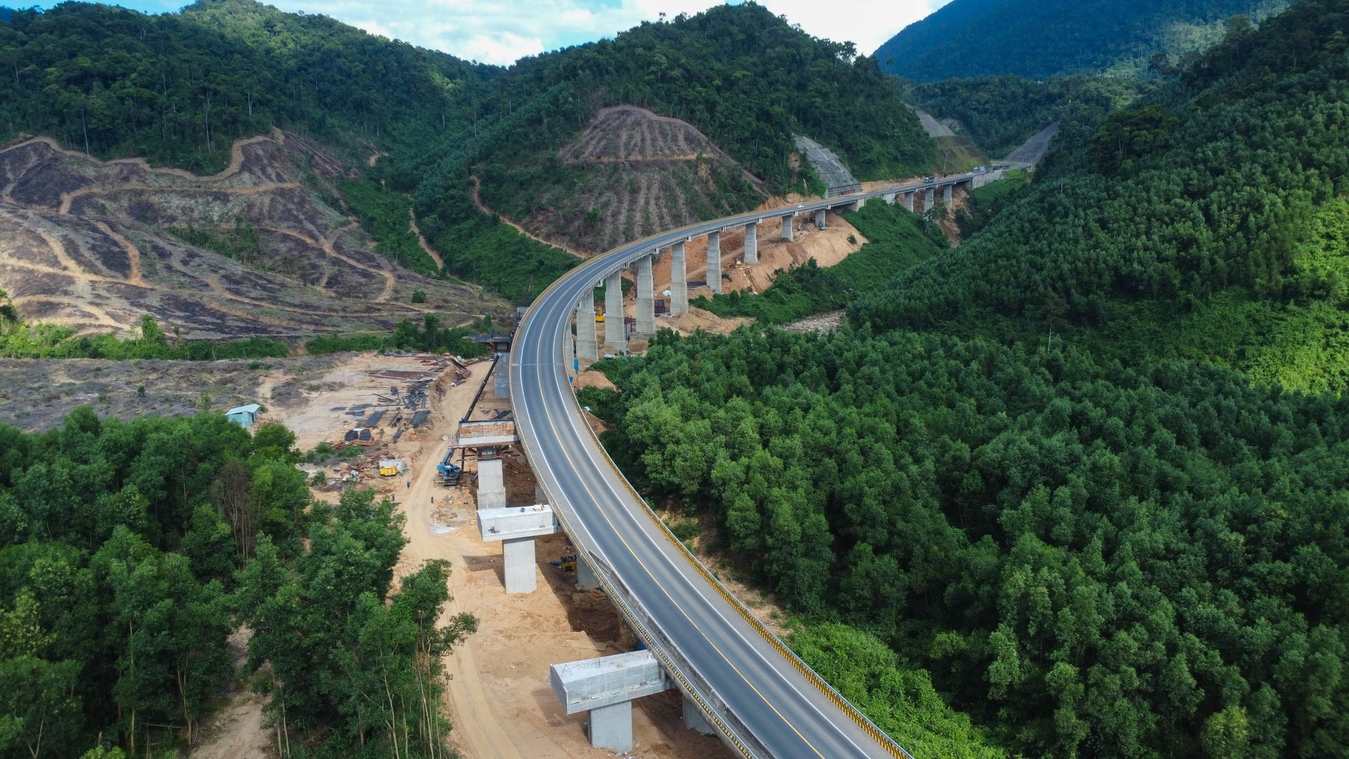 Dự án lên đời tuyến cao tốc kết nối 2 TP trực thuộc Trung ương liền kề nhau gặp khó- Ảnh 3. Dự án lên đời tuyến cao tốc kết nối 2 TP trực thuộc Trung ương liền kề nhau gặp khó- Ảnh 3.