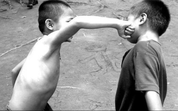 Chàng trai sinh năm 2002 từng được gọi là ‘đứa trẻ hư nhất cả nước’, nay làm Hiệu trưởng, thu nhập gần 1 tỷ/tháng