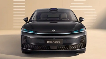Mẫu sedan điện xịn ngang Mercedes-Maybach: Thiết kế ‘núi và biển’, chạy 1.200 km/1 lần sạc, mạnh tới 598 mã lực nhưng ‘rẻ như cho’ chỉ 720 triệu