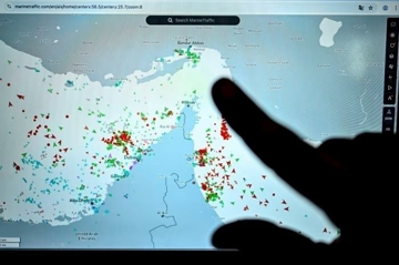 Nhiều 'siêu tàu' chở dầu vẫn rời Iran, băng qua tuyến 'yết hầu năng lượng' thế giới Hormuz để tới trạm trung chuyển lớn của Đông Nam Á