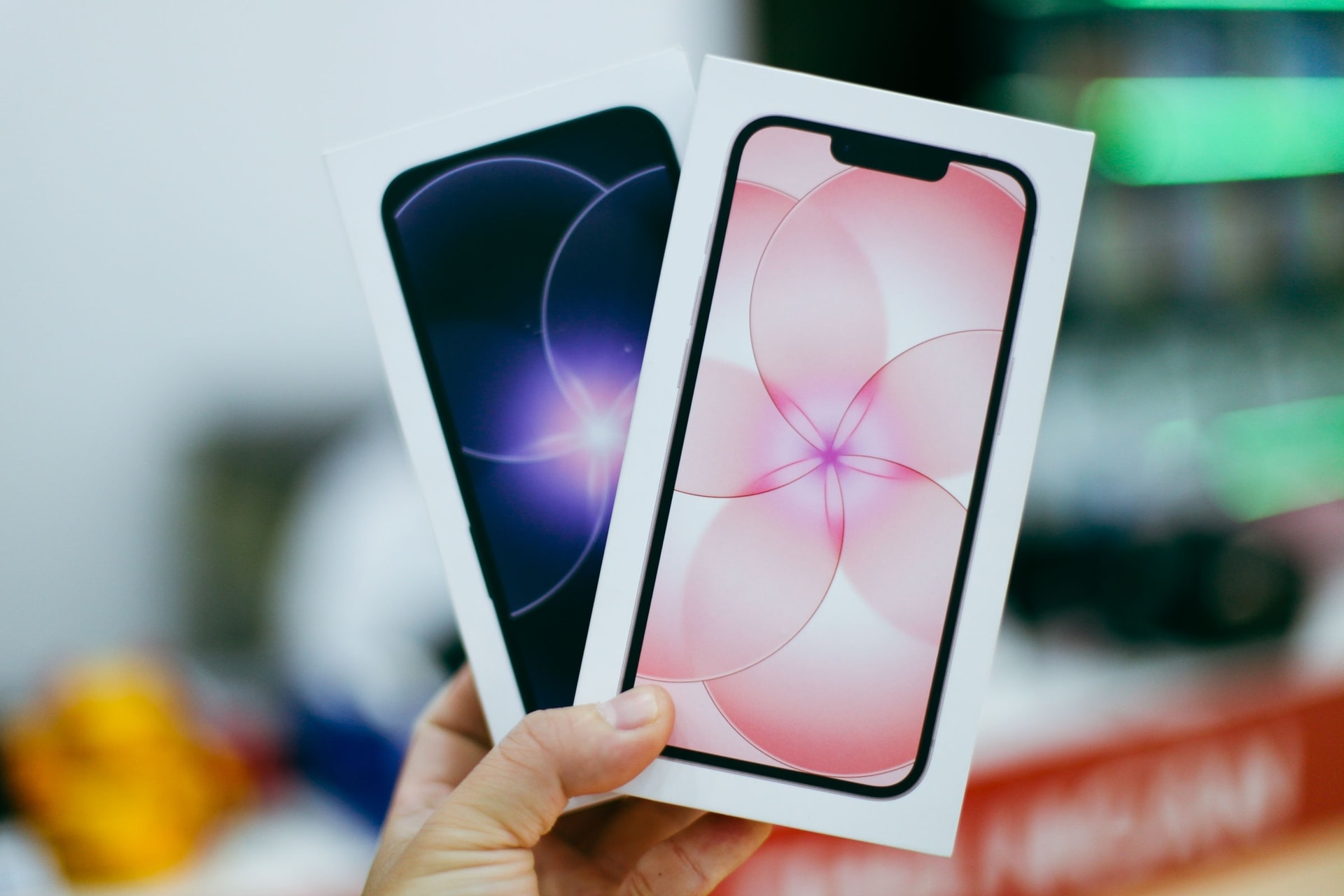 iphone17e-vang-khach-1.jpg