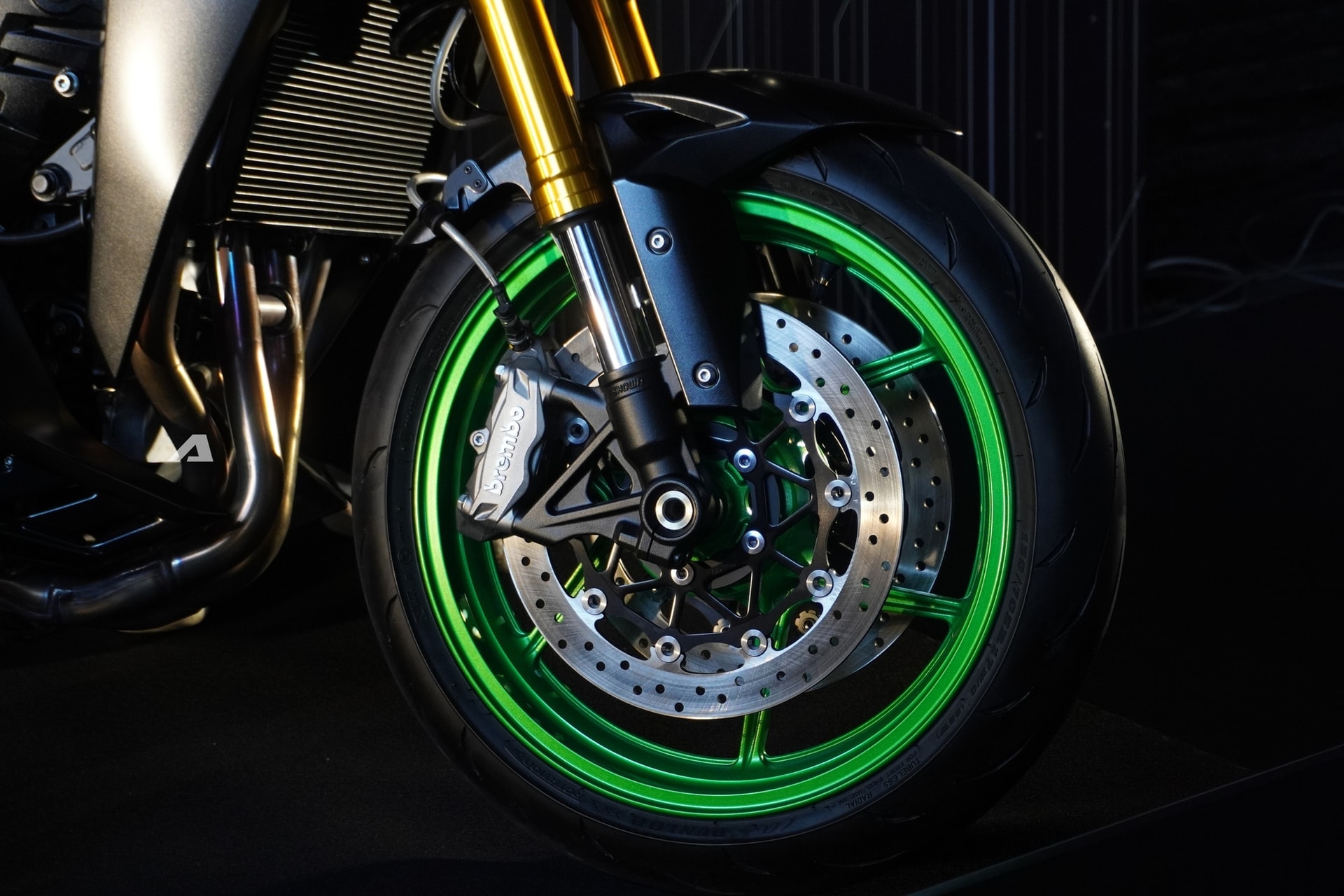 kawasaki-z1100-se6-1773621077123-17736210774281674822108.jpg