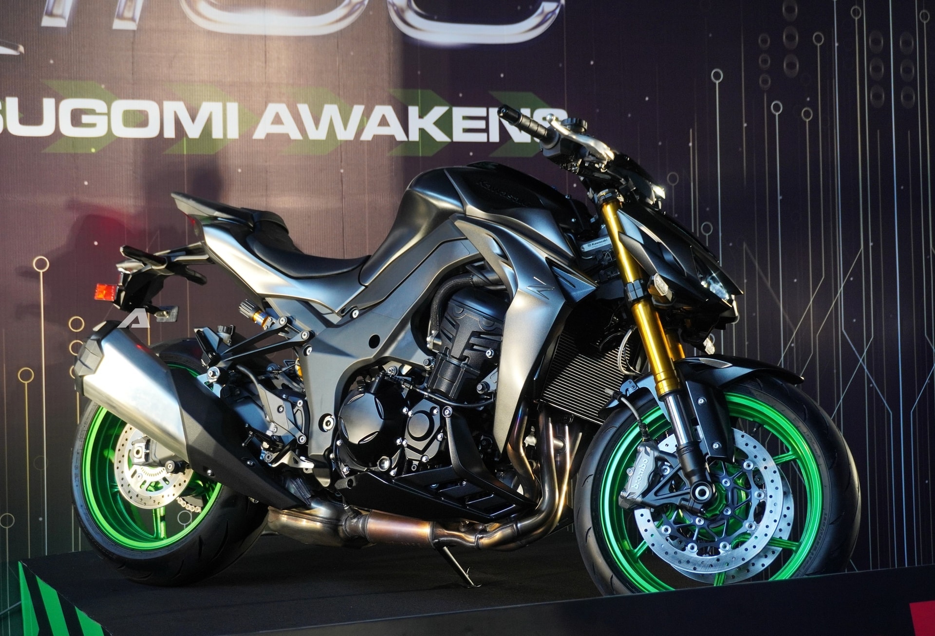 kawasaki-z1100-se1-1773621063273-17736210645321726711799.jpg