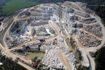 Một doanh nghiệp khoáng sản tính chuyện đổi tên, mục tiêu lãi năm 2026 tăng 31%