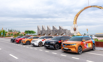 Nghịch lý thời giá xăng “nhảy múa”: Đi xe động cơ hơn 400 mã lực không phải lo một đồng tiền nhiên liệu