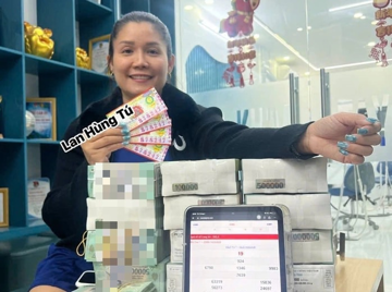 Người đàn ông bất ngờ trúng giải độc đắc sau khi mua vé số trong lúc chờ nhổ răng